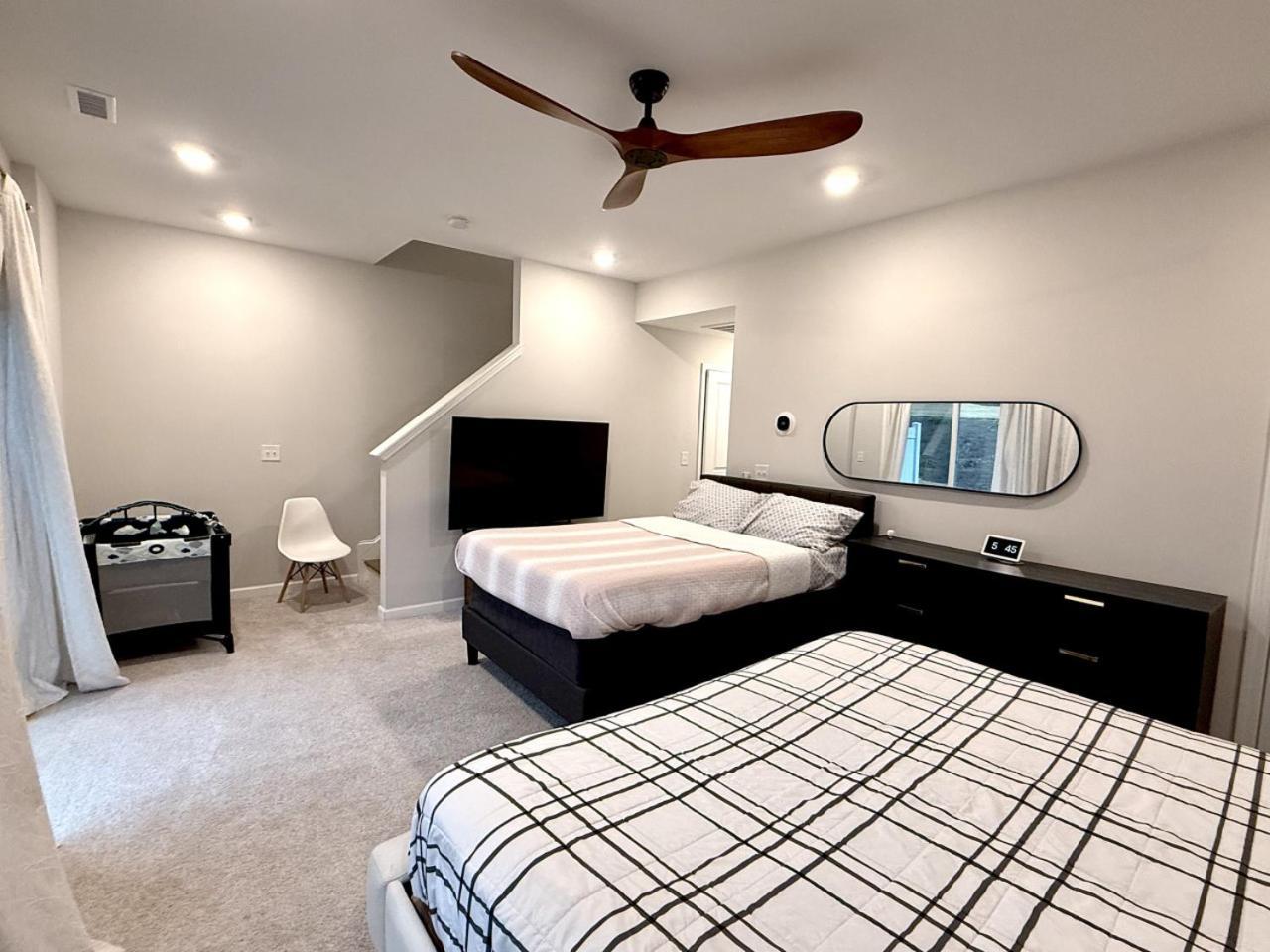 דורהאם The Villas Buckingham 10 Mins To Rdu Airport Duke Downtown מראה חיצוני תמונה