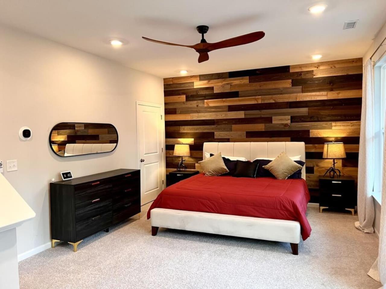 דורהאם The Villas Buckingham 10 Mins To Rdu Airport Duke Downtown מראה חיצוני תמונה