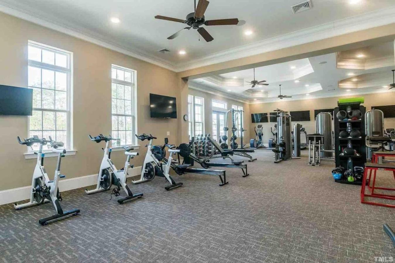 דורהאם The Villas Buckingham 10 Mins To Rdu Airport Duke Downtown מראה חיצוני תמונה