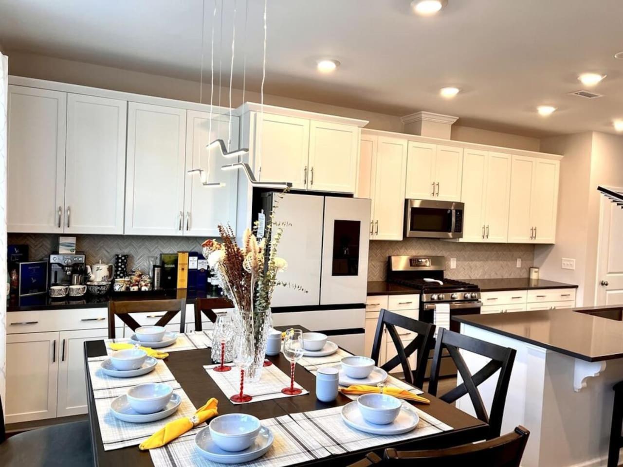 דורהאם The Villas Buckingham 10 Mins To Rdu Airport Duke Downtown מראה חיצוני תמונה
